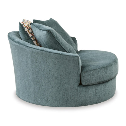Ashley Laylabrook 9220621 Oversized Swivel Accent Chair IMAGE 3