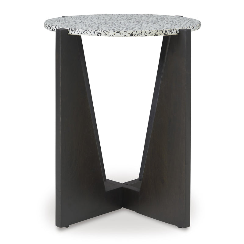 Signature Design by Ashley Occasional Tables Accent Tables A4000616 IMAGE 2