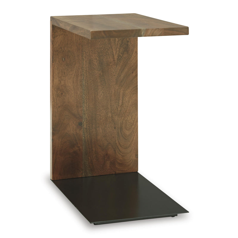 Signature Design by Ashley Occasional Tables Accent Tables A4000618 IMAGE 1