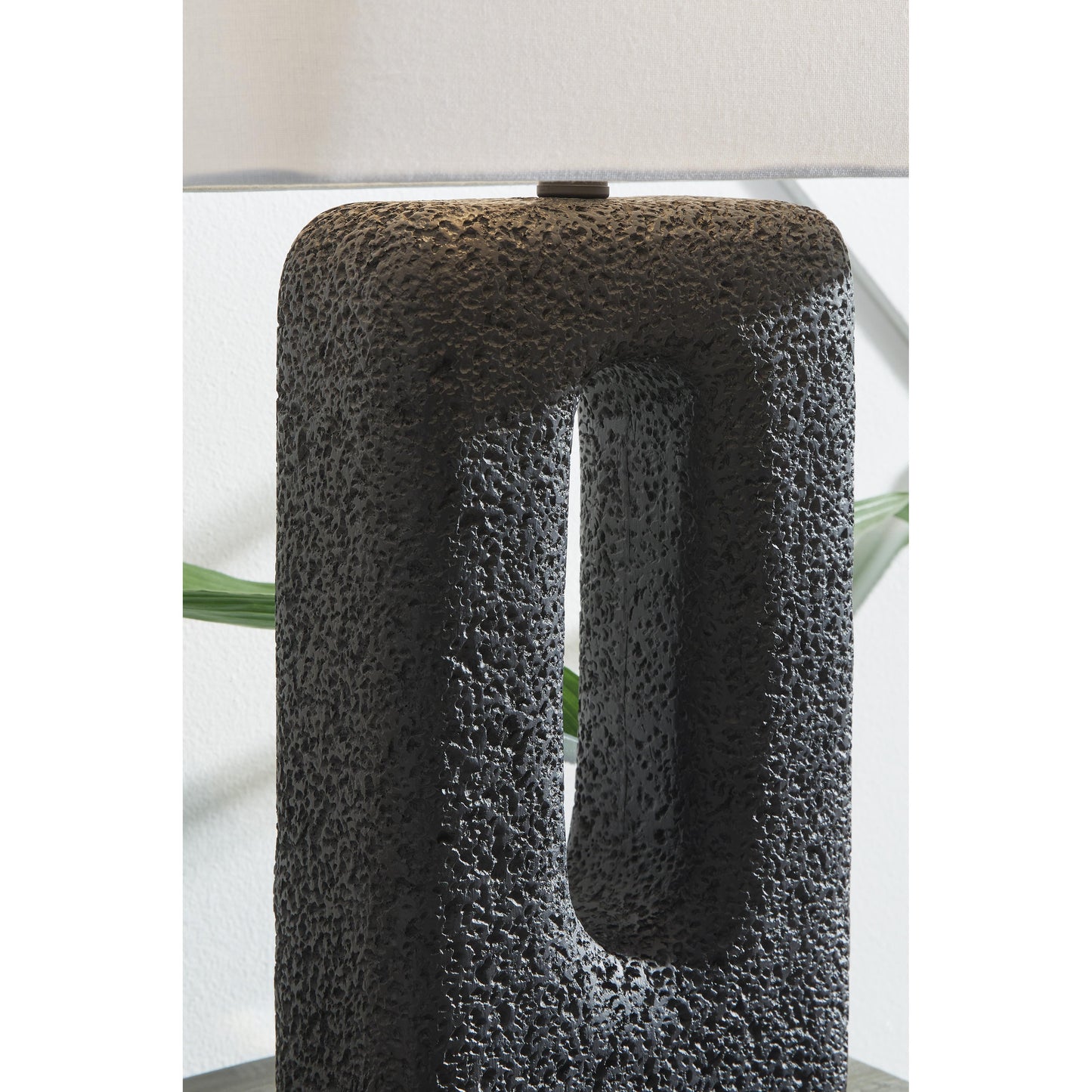 Signature Design by Ashley Wimmings L243654 Poly Table Lamp IMAGE 3