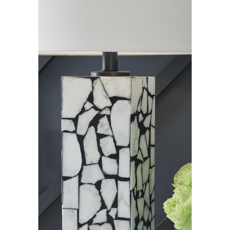 Signature Design by Ashley Lamps Table L429044 IMAGE 3