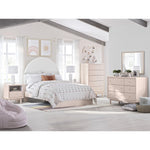 Signature Design by Ashley Wistenpine B1323-245 Five Drawer Chest IMAGE 9