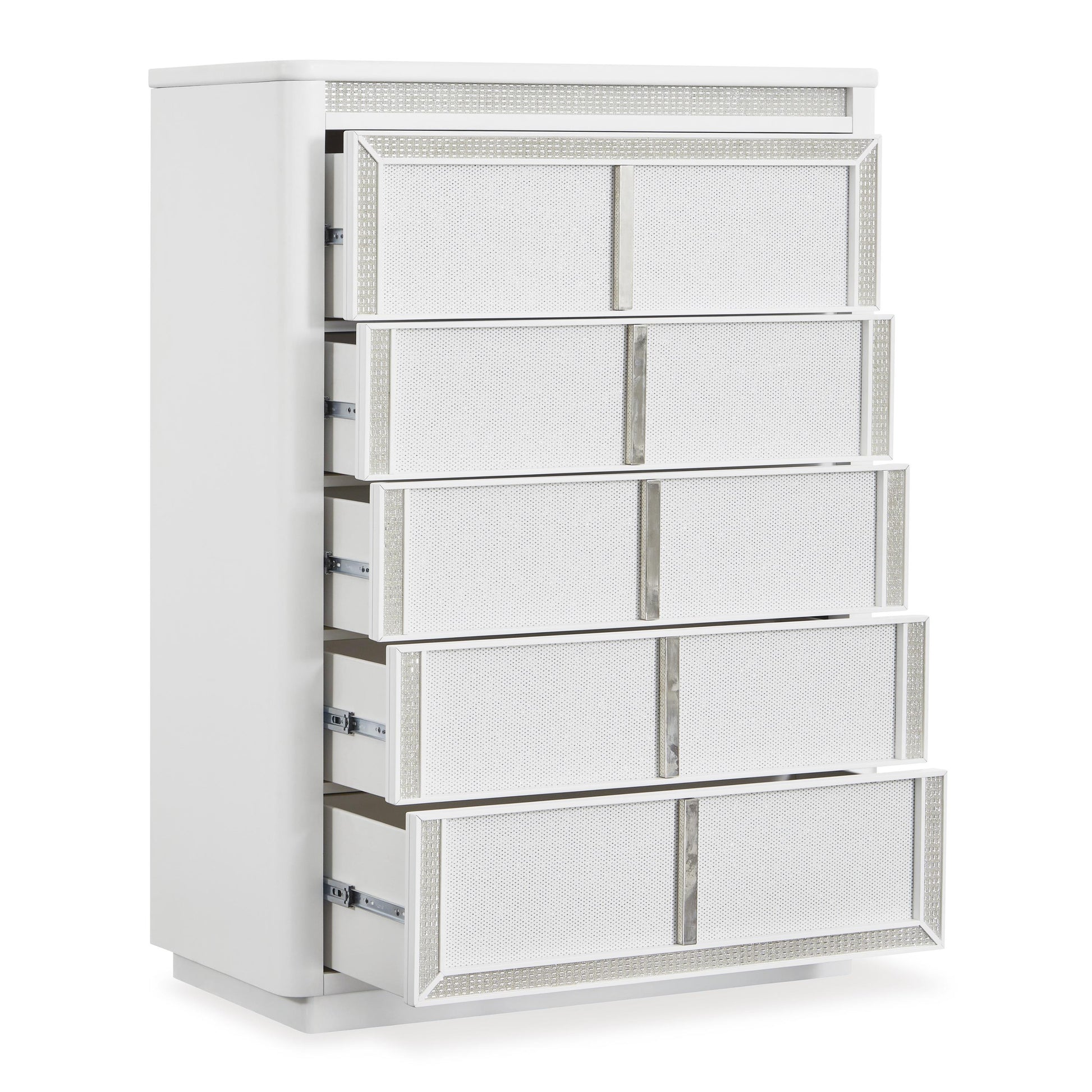 Signature Design by Ashley Chalanna B822-46 Five Drawer Chest IMAGE 2