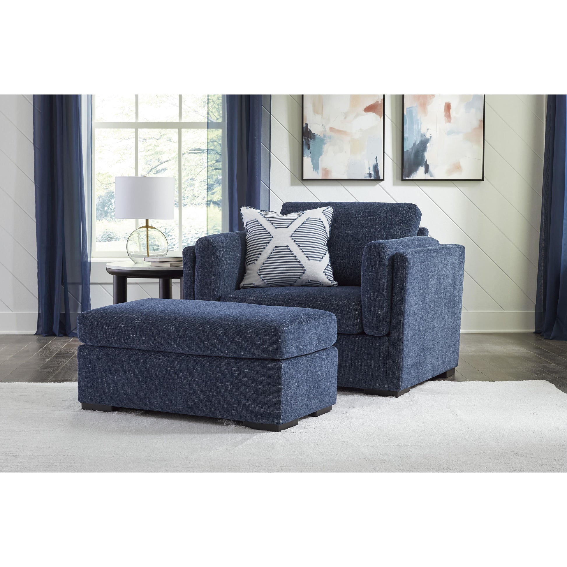 Benchcraft Evansley 54502U1 Oversized Chair and Ottoman IMAGE 2