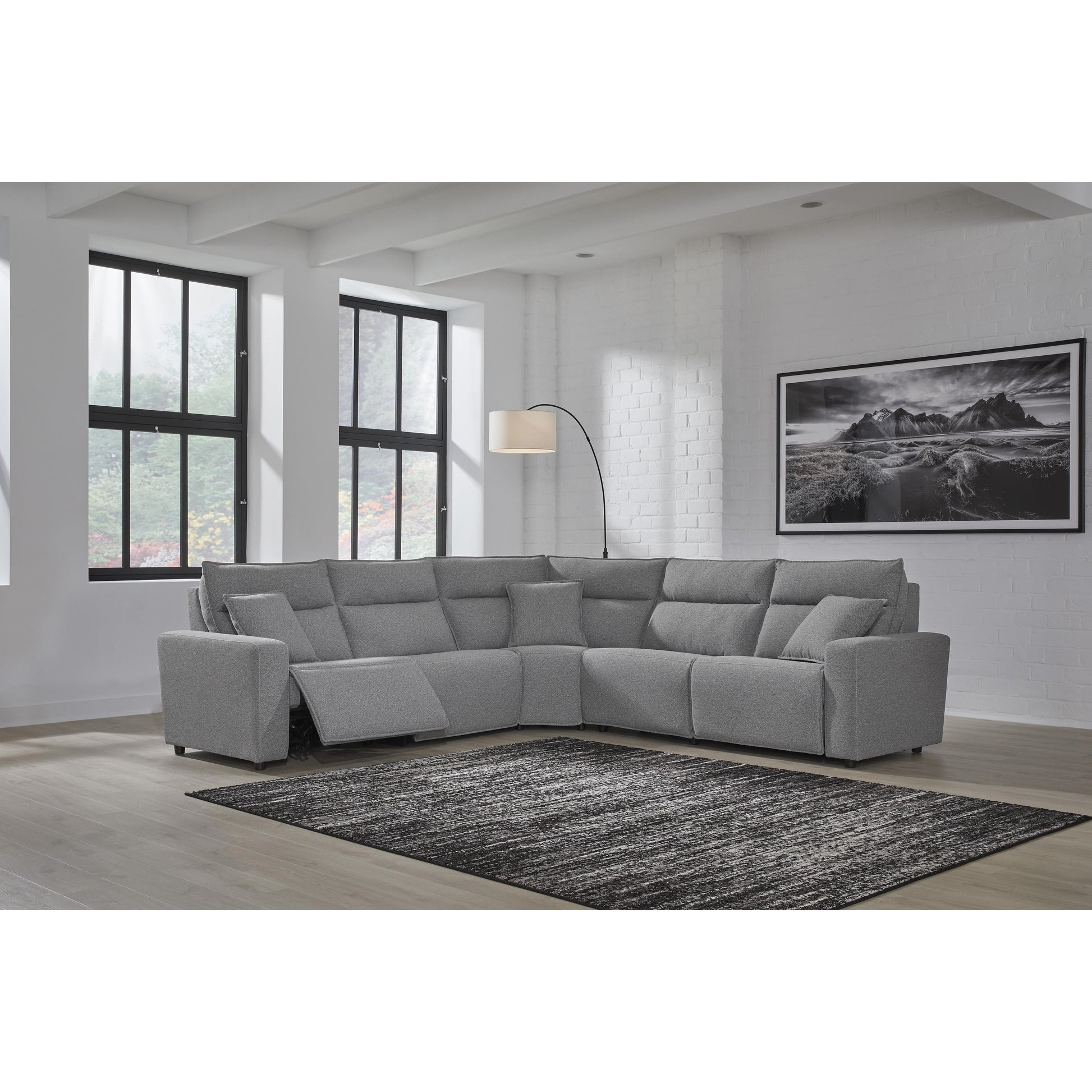 Signature Design by Ashley Modmax 65906S8 5 pc Power Reclining Sectional IMAGE 4