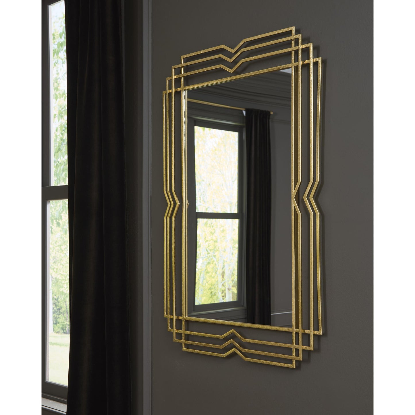 Signature Design by Ashley Claybrook A8010349 Accent Mirror IMAGE 5