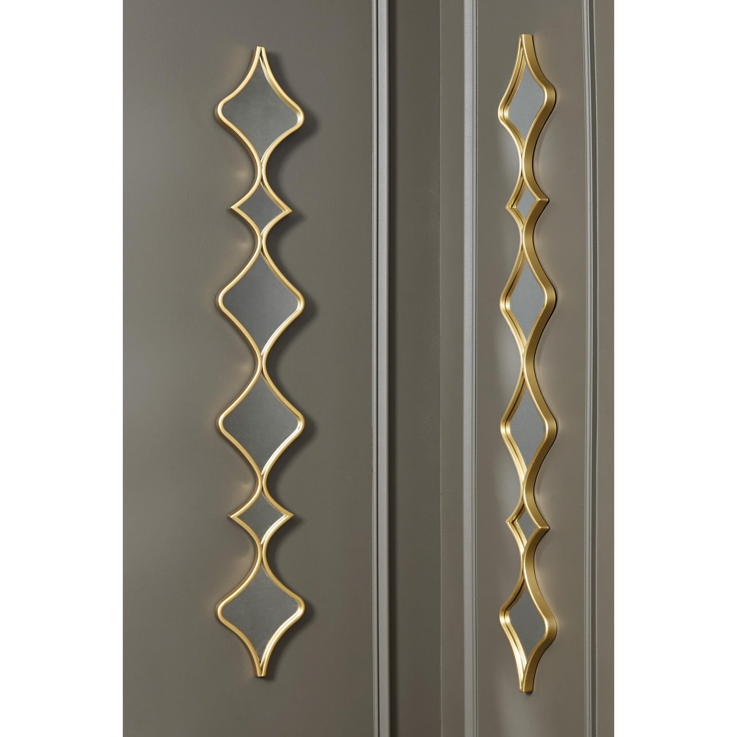 Signature Design by Ashley Harriswood A8010354 Accent Mirror Set IMAGE 5