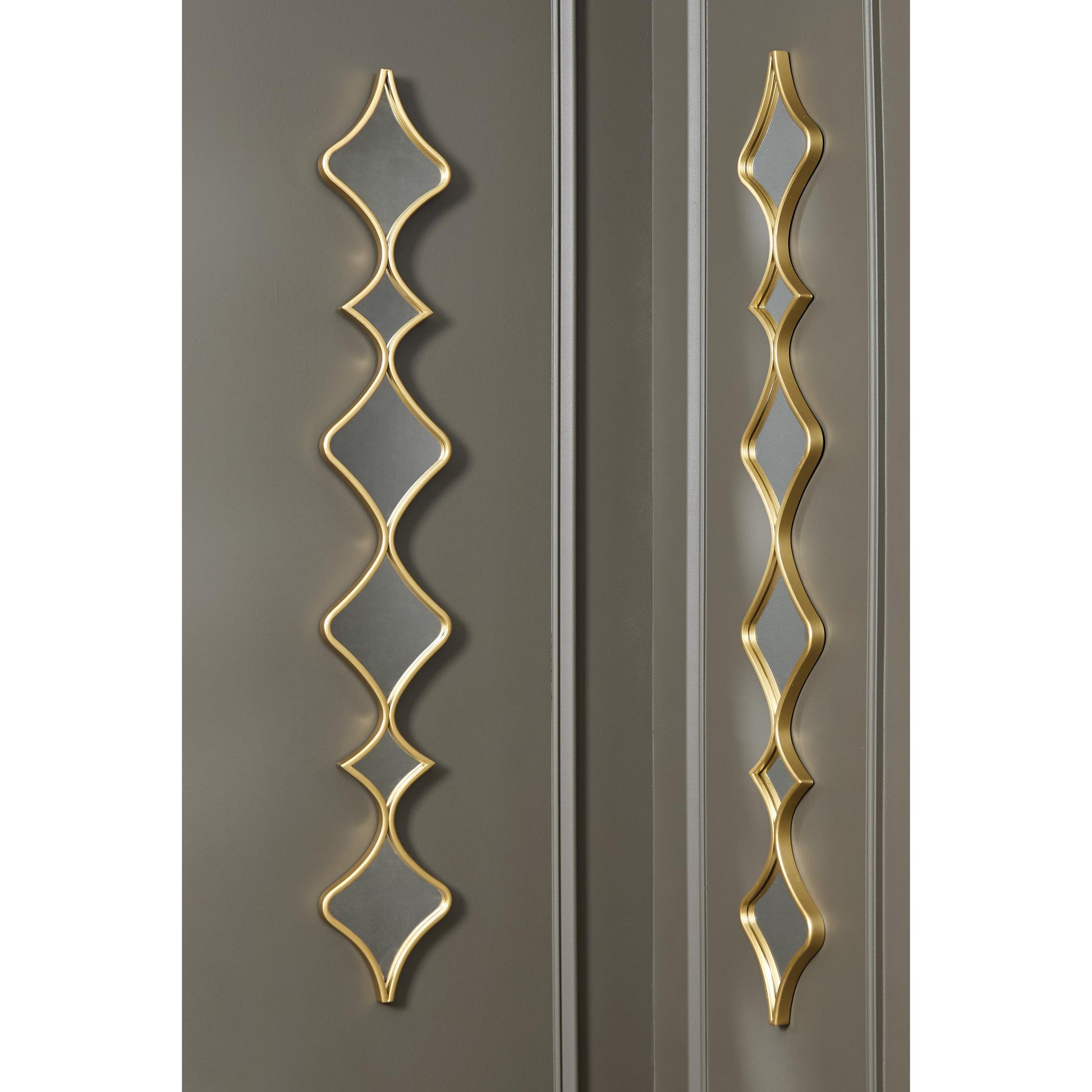 Signature Design by Ashley Harriswood A8010354 Accent Mirror Set IMAGE 5