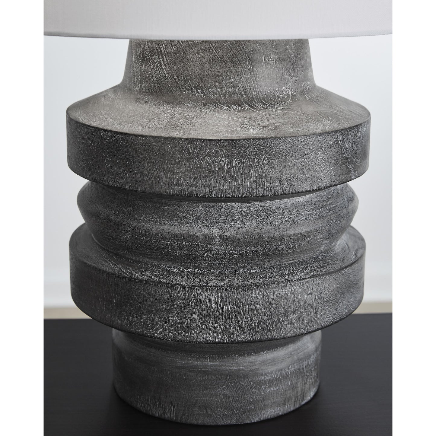  Signature Design by Ashley Wahida L235914 Poly Table Lamp IMAGE 3
