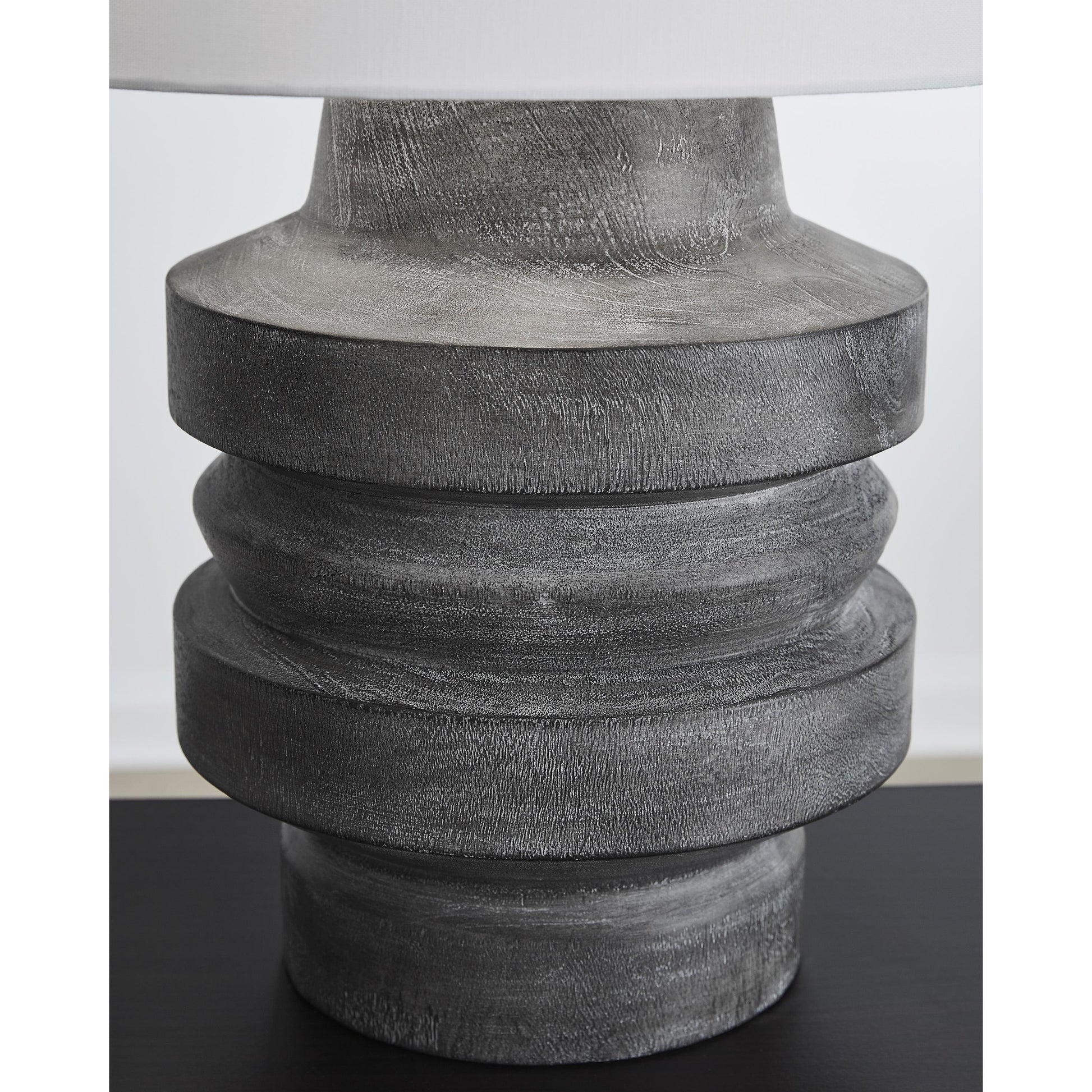  Signature Design by Ashley Wahida L235914 Poly Table Lamp IMAGE 3