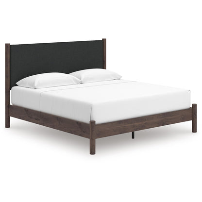  Signature Design by Ashley Pamytta PCB2614B28 King Upholstered Panel Platform Bed IMAGE 1