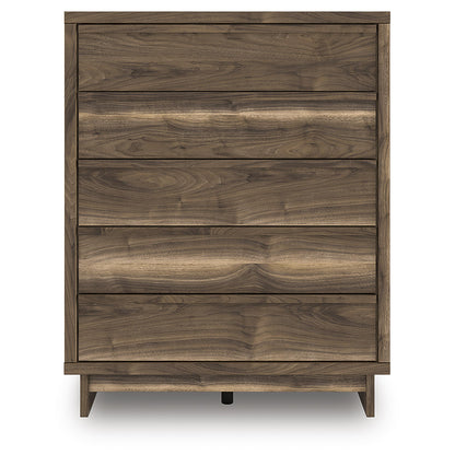 Signature Design by Ashley Chirason PCB3367-345 Five Drawer Wide Chest IMAGE 3