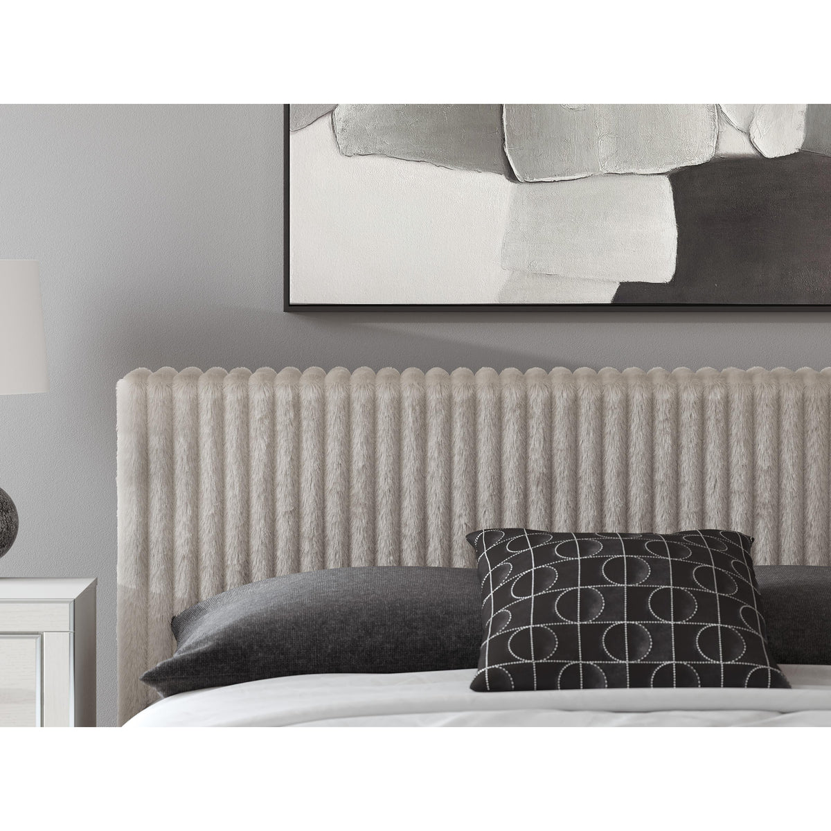  Signature Design by Ashley Zuraleus PCB3381B13 King Upholstered Bed IMAGE 10