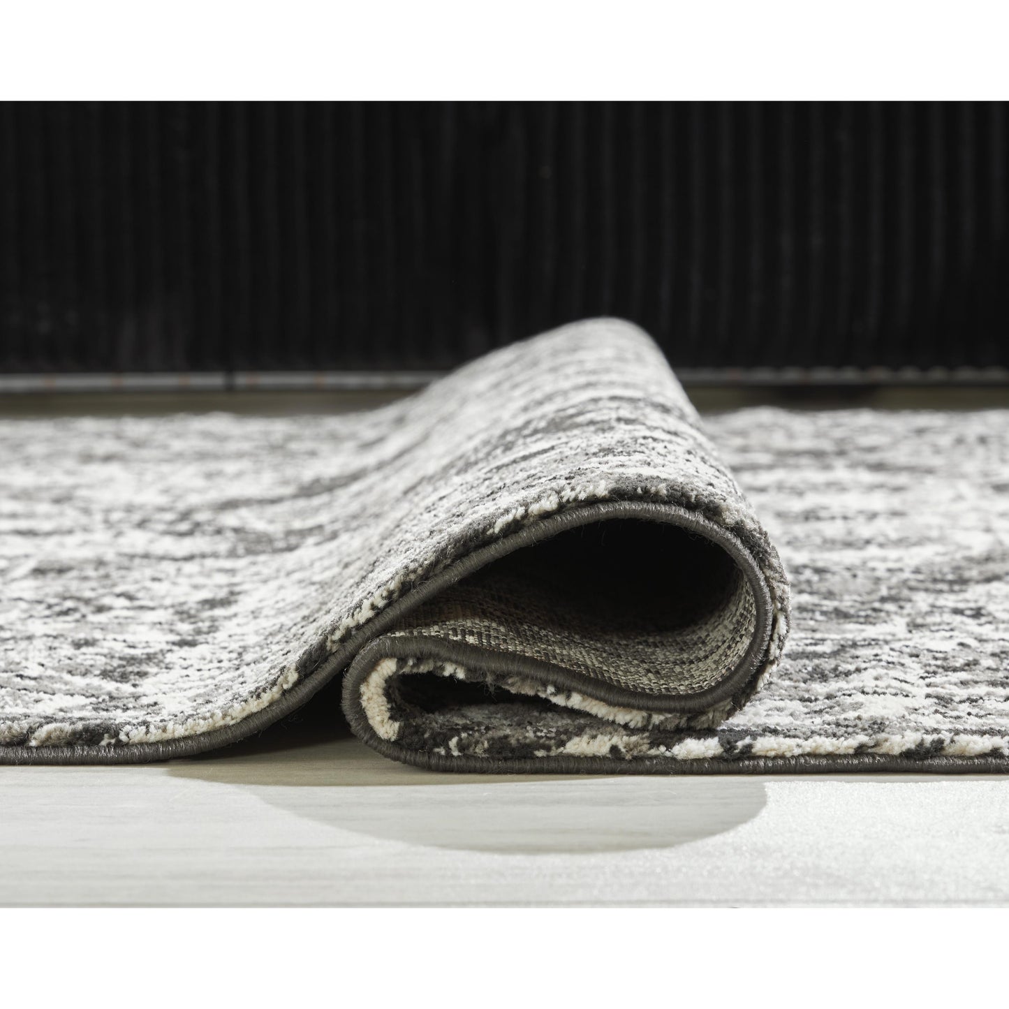 Signature Design by Ashley Glennisman R407272 Medium Rug IMAGE 3