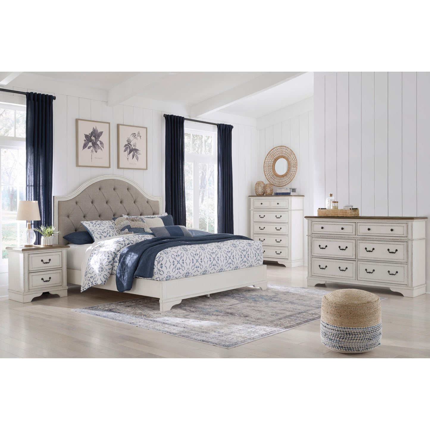 Signature Design by Ashley Blendon B747-46 Five Drawer Chest IMAGE 7