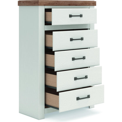  Benchcraft Savonport 5-Drawer Chest B4615-46 IMAGE 4