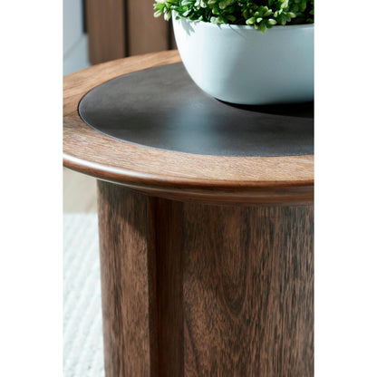  Signature Design by Ashley Dontayne End Table T563-6 IMAGE 4