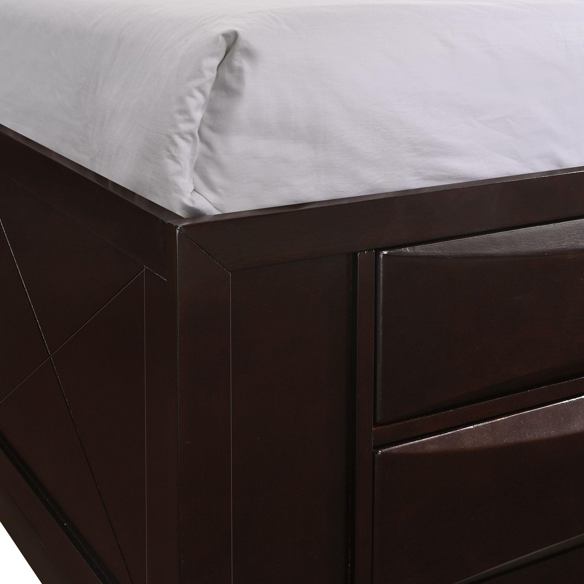  Elements International Emily EM300QB Queen Storage Bed IMAGE 3