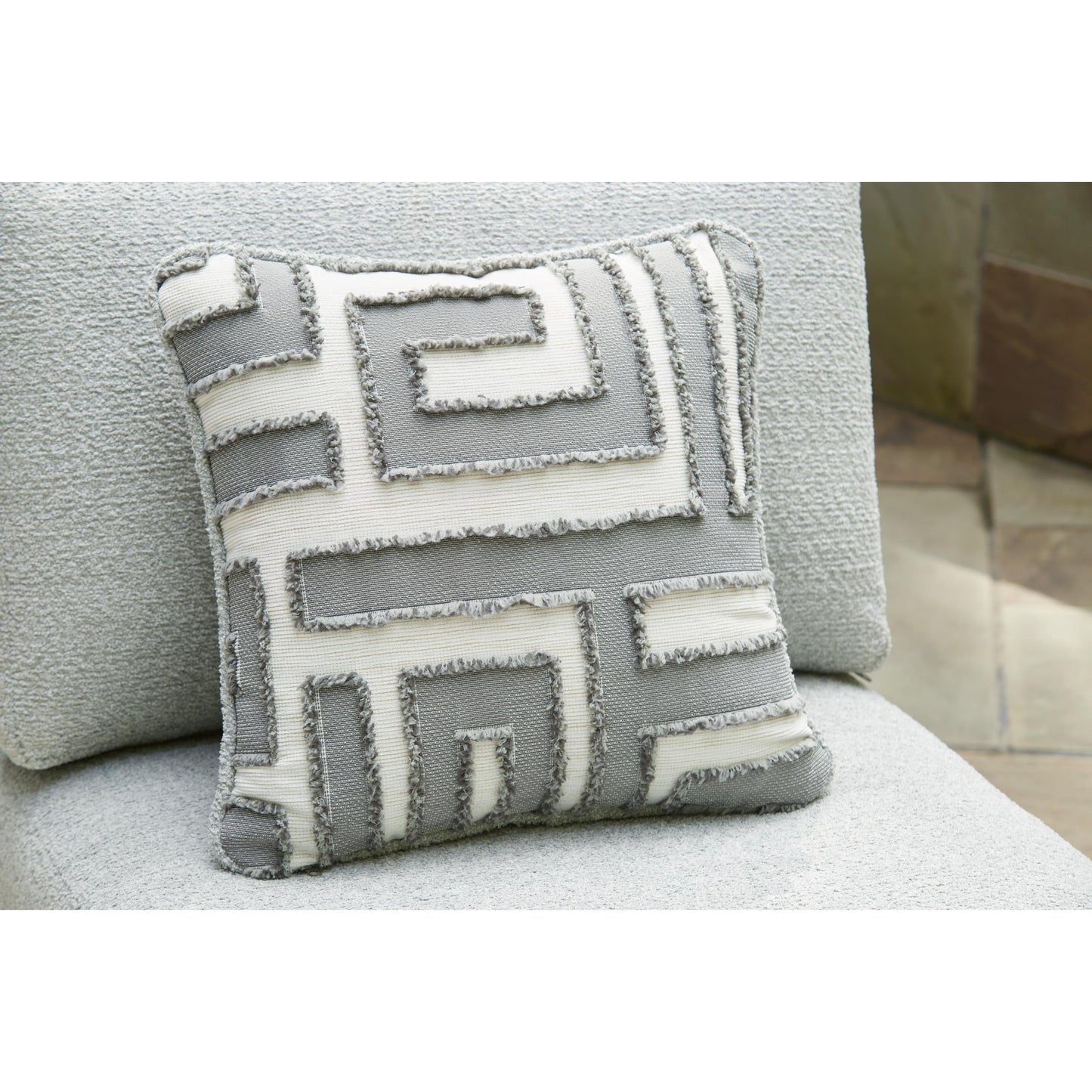  Signature Design by Ashley Beachloft P490P6 3 pc Outdoor Sectional IMAGE 3