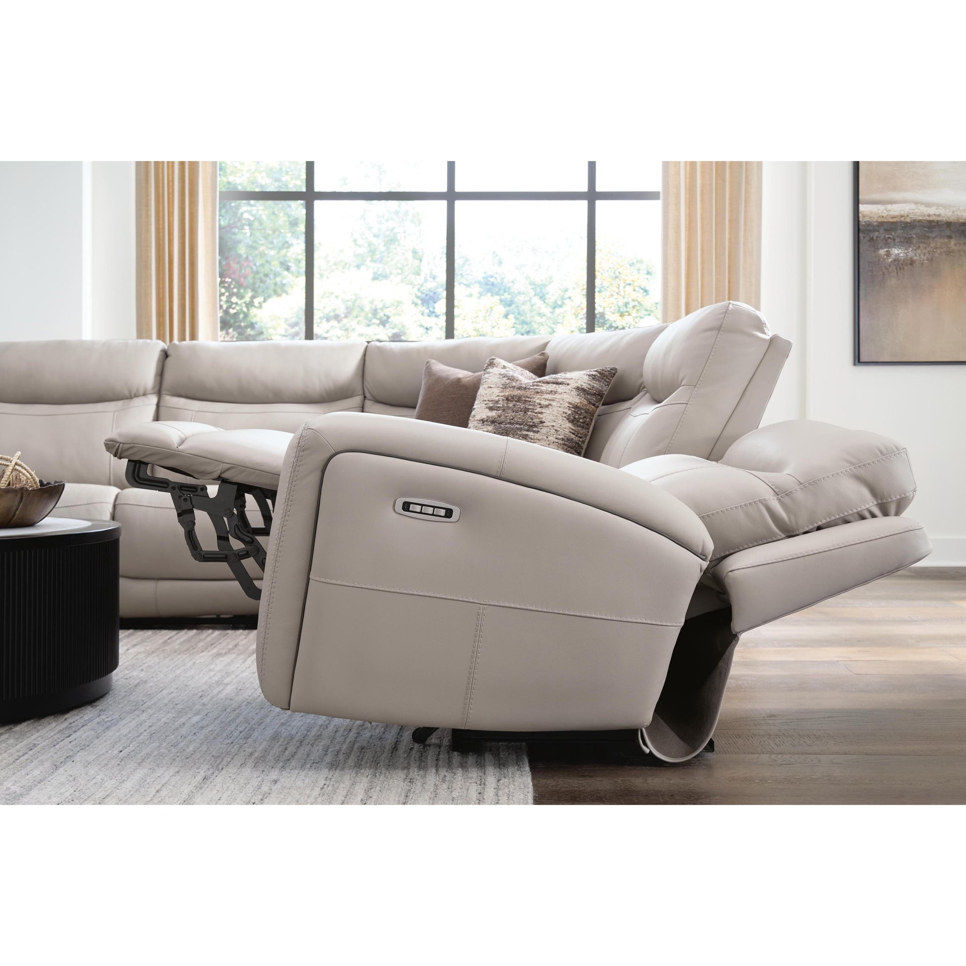  Benchcraft Gravier U13300S5 6 pc Power Reclining Sectional with Storage Console IMAGE 6