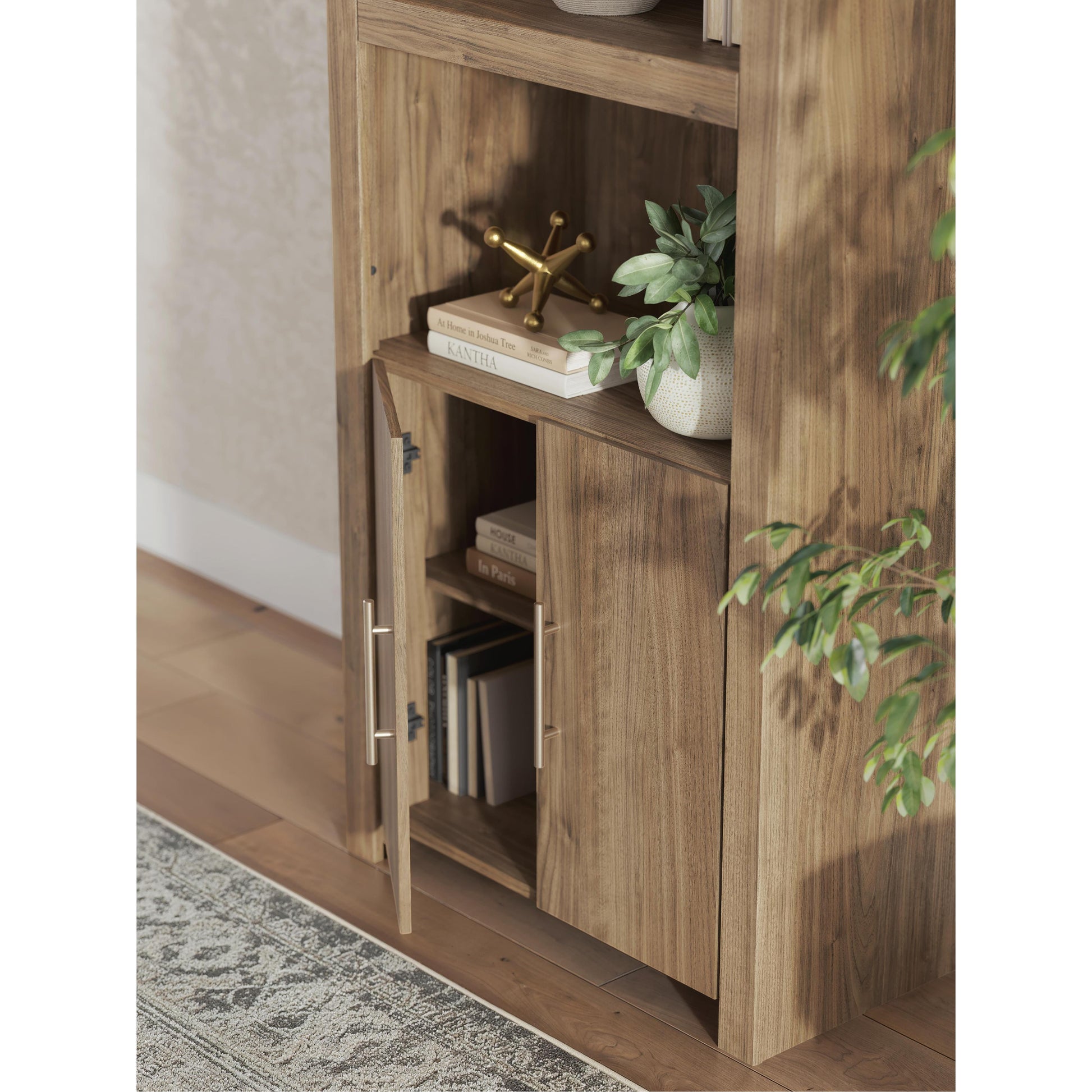 Signature Design by Ashley Dovander W1121-76 Display Cabinet IMAGE 10