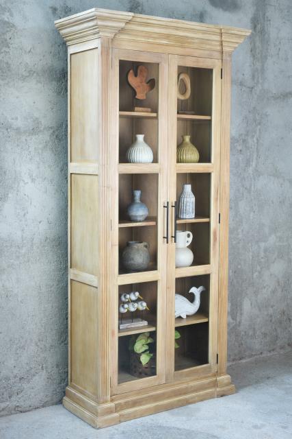 Milford Glazed Armoire
44.1x18.5x90.5"H (112x47x230cm) Sand Pacific Paladin Import Co.