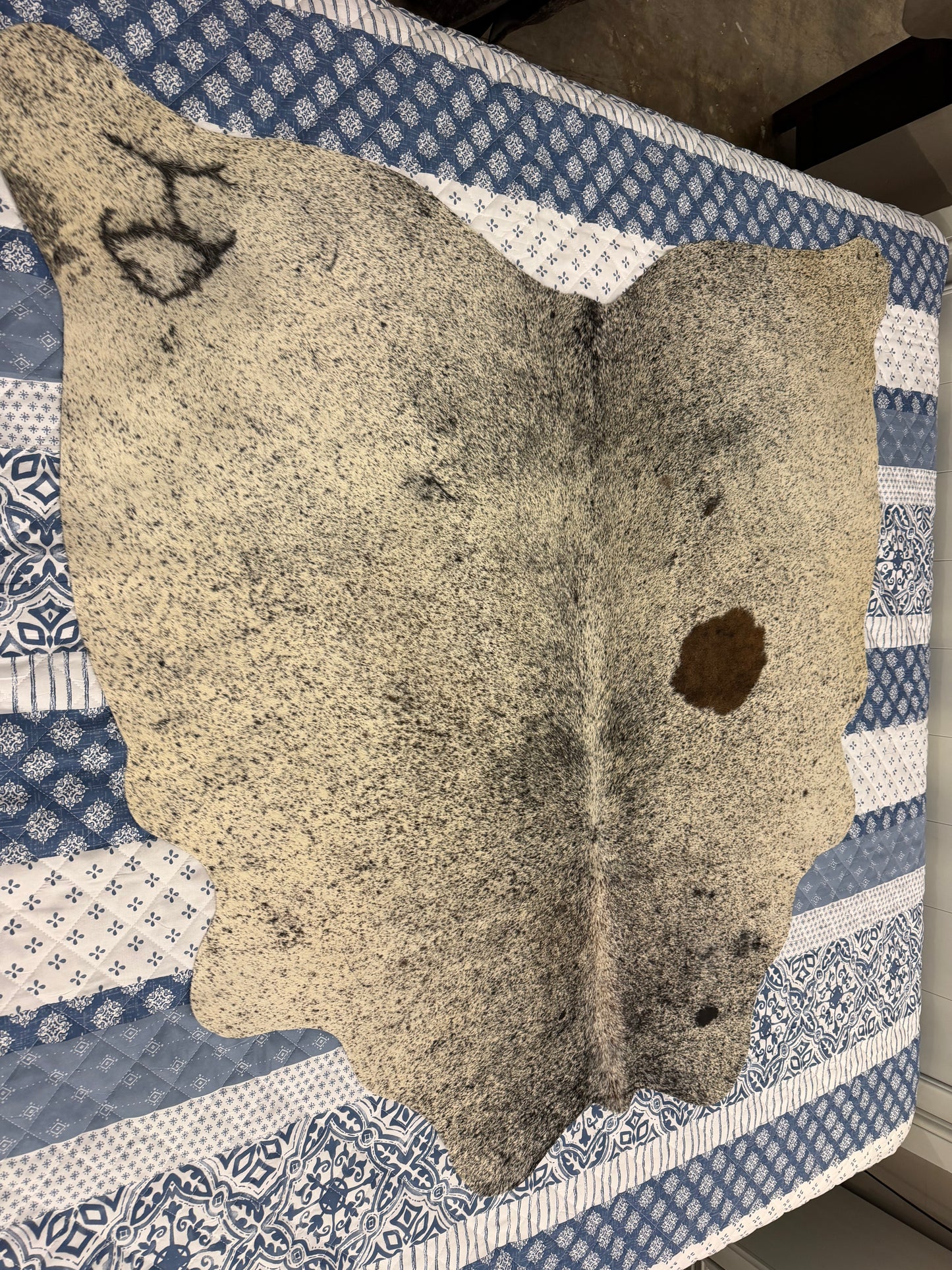 Authentic Cowhide Rug | Sunshine Cowhides #47979 Small