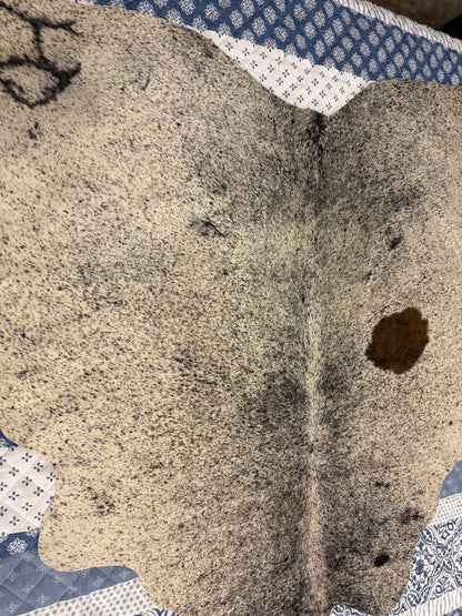 Authentic Cowhide Rug | Sunshine Cowhides #47979 Small