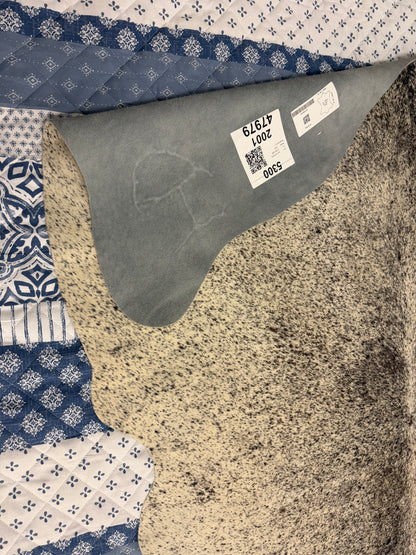 Authentic Cowhide Rug | Sunshine Cowhides #47979 Small