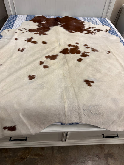 Authentic Cowhide Rug | Sunshine Cowhides #49706 Large