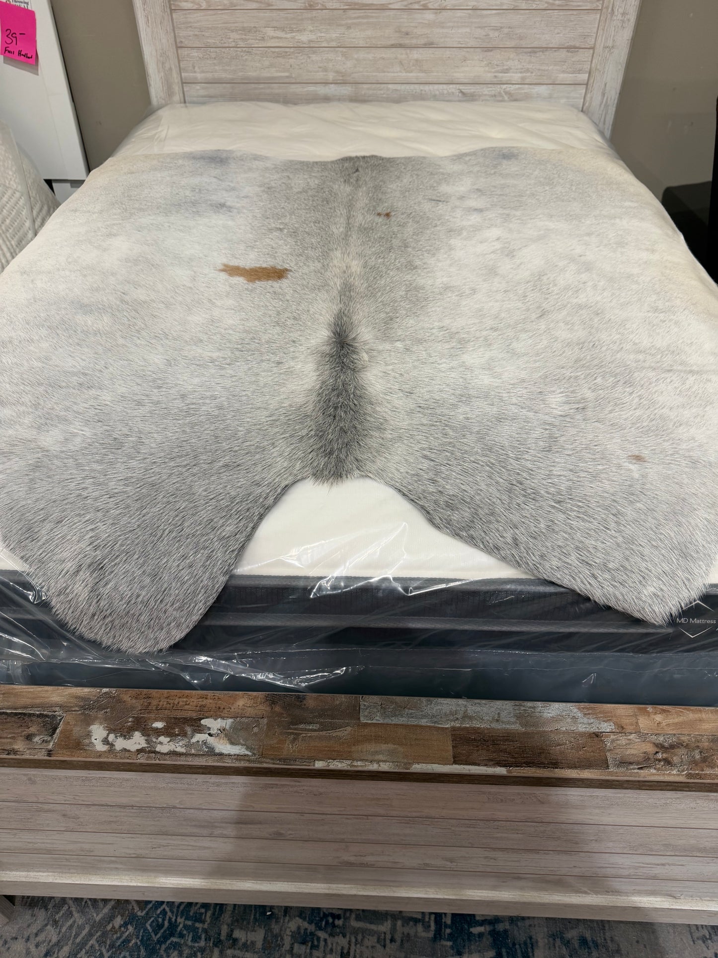 Authentic Cowhide Rug | Sunshine Cowhides #47974 Small