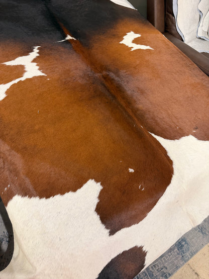 Authentic Cowhide Rug | Sunshine Cowhides #50820 Large