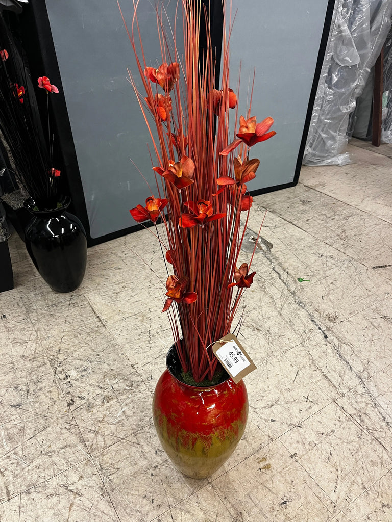 Red/Gold Ting and Vase 155006 D W Silks