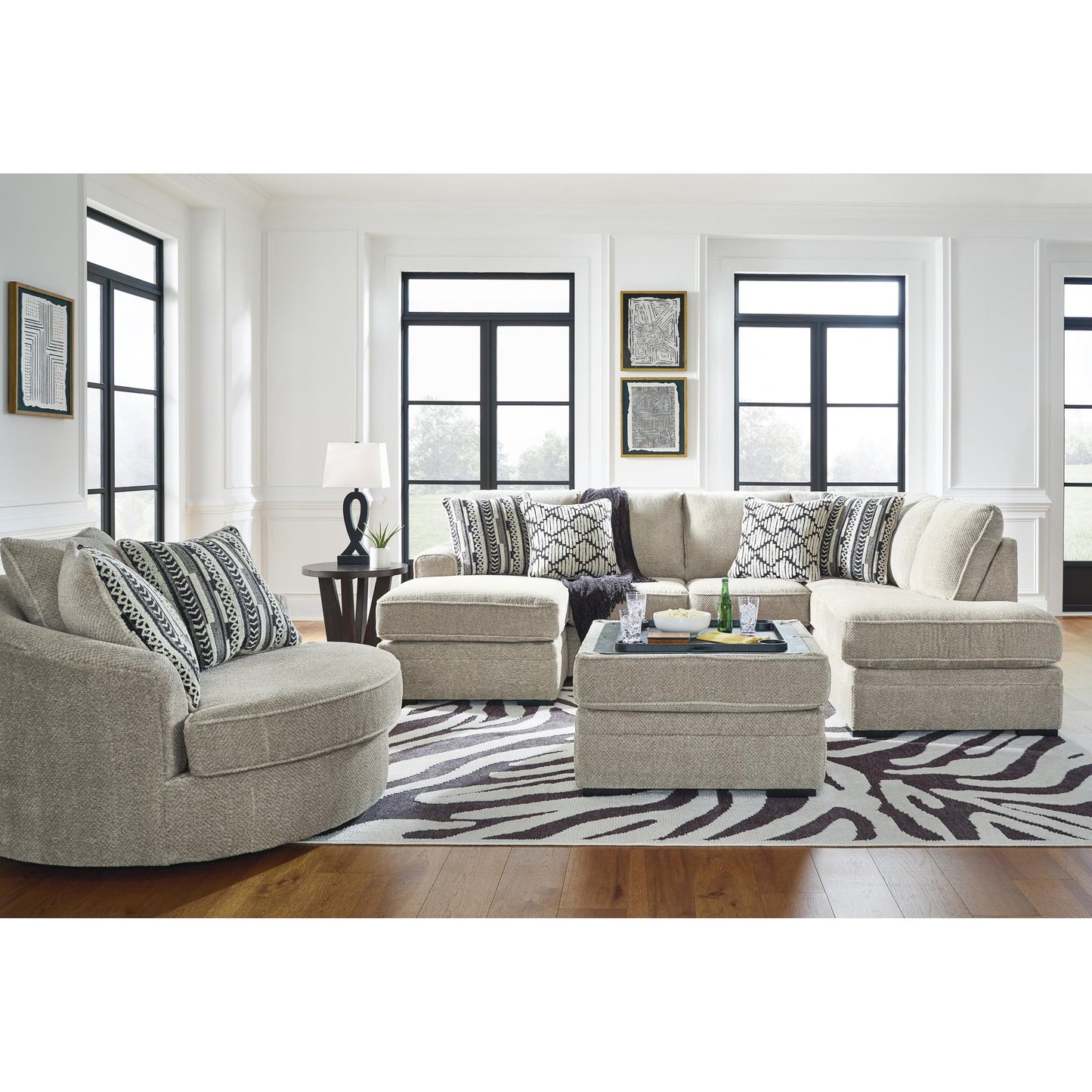 Benchcraft Calnita 2050221 Oversized Swivel Accent Chair - American Furniture of Slidell