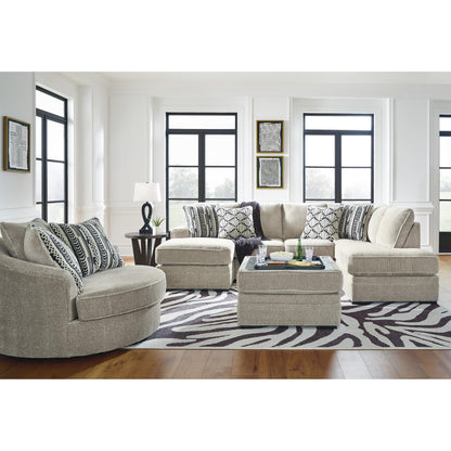 Benchcraft Calnita 2050221 Oversized Swivel Accent Chair - American Furniture of Slidell