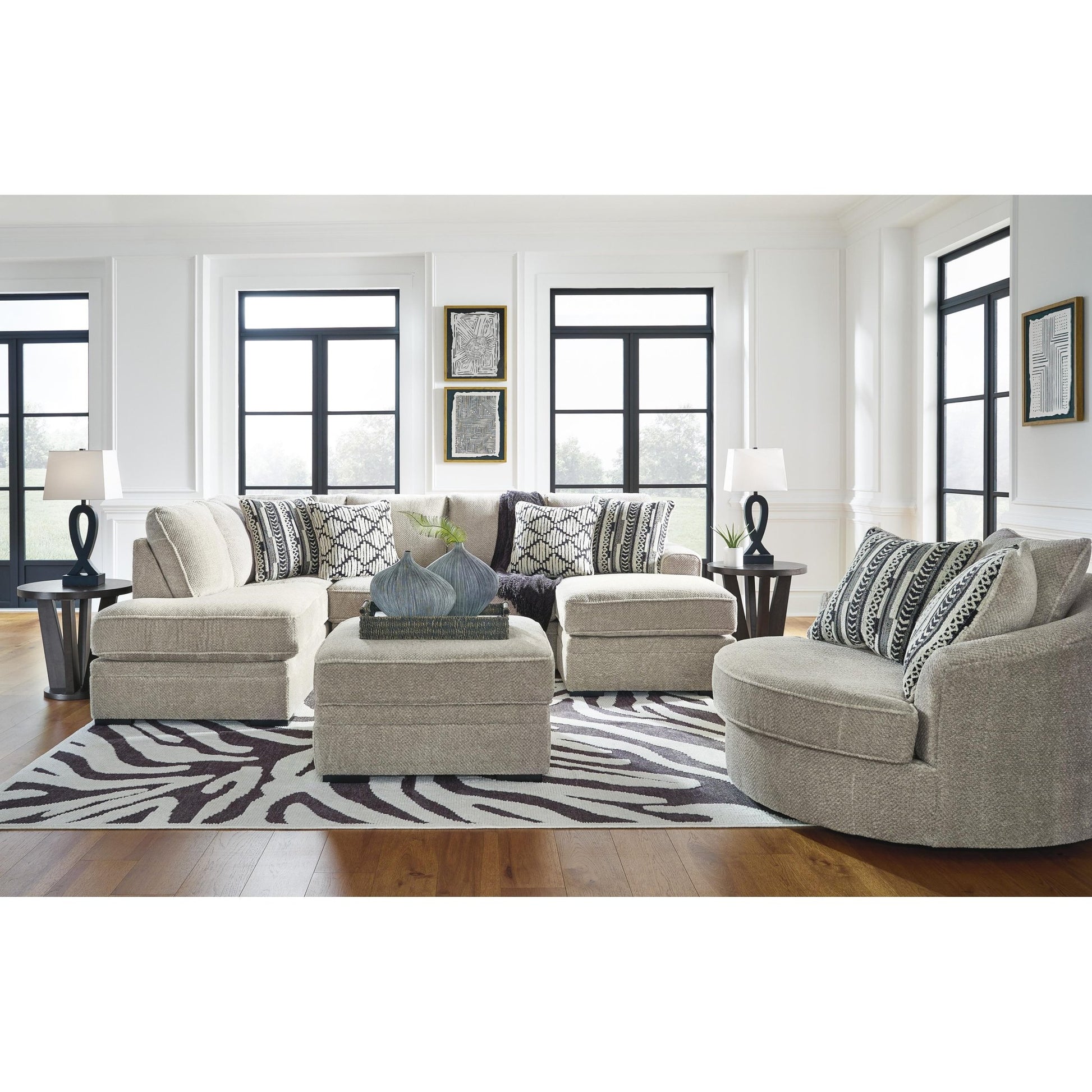 Benchcraft Calnita 2050221 Oversized Swivel Accent Chair - American Furniture of Slidell