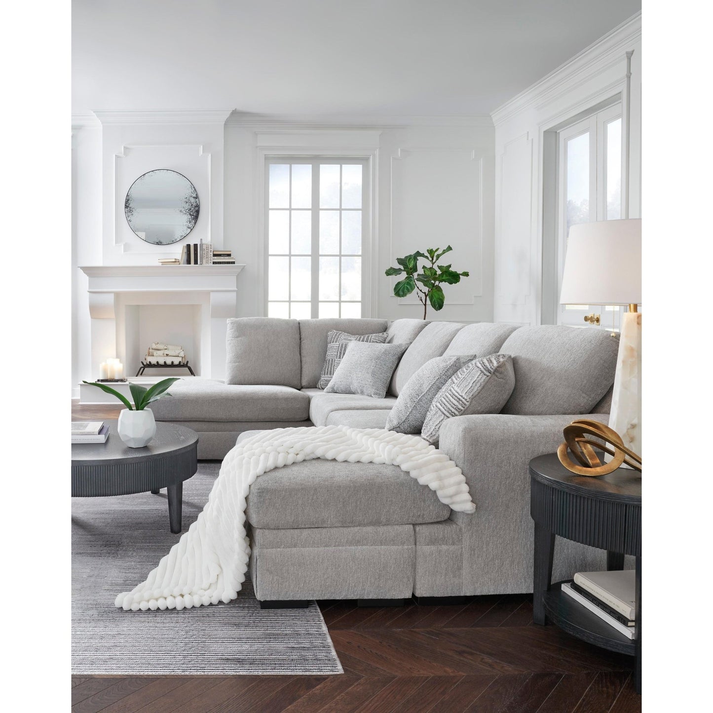 Benchcraft Gabyleigh 20904S2 2 pc Sectional with Chaise - American Furniture of Slidell