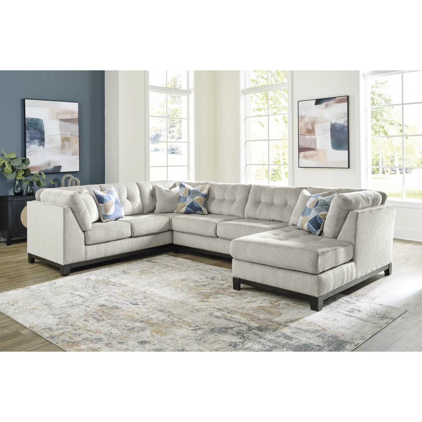 Benchcraft Maxon Place 33004S2 3 pc Sectional with Chaise - American Furniture of Slidell