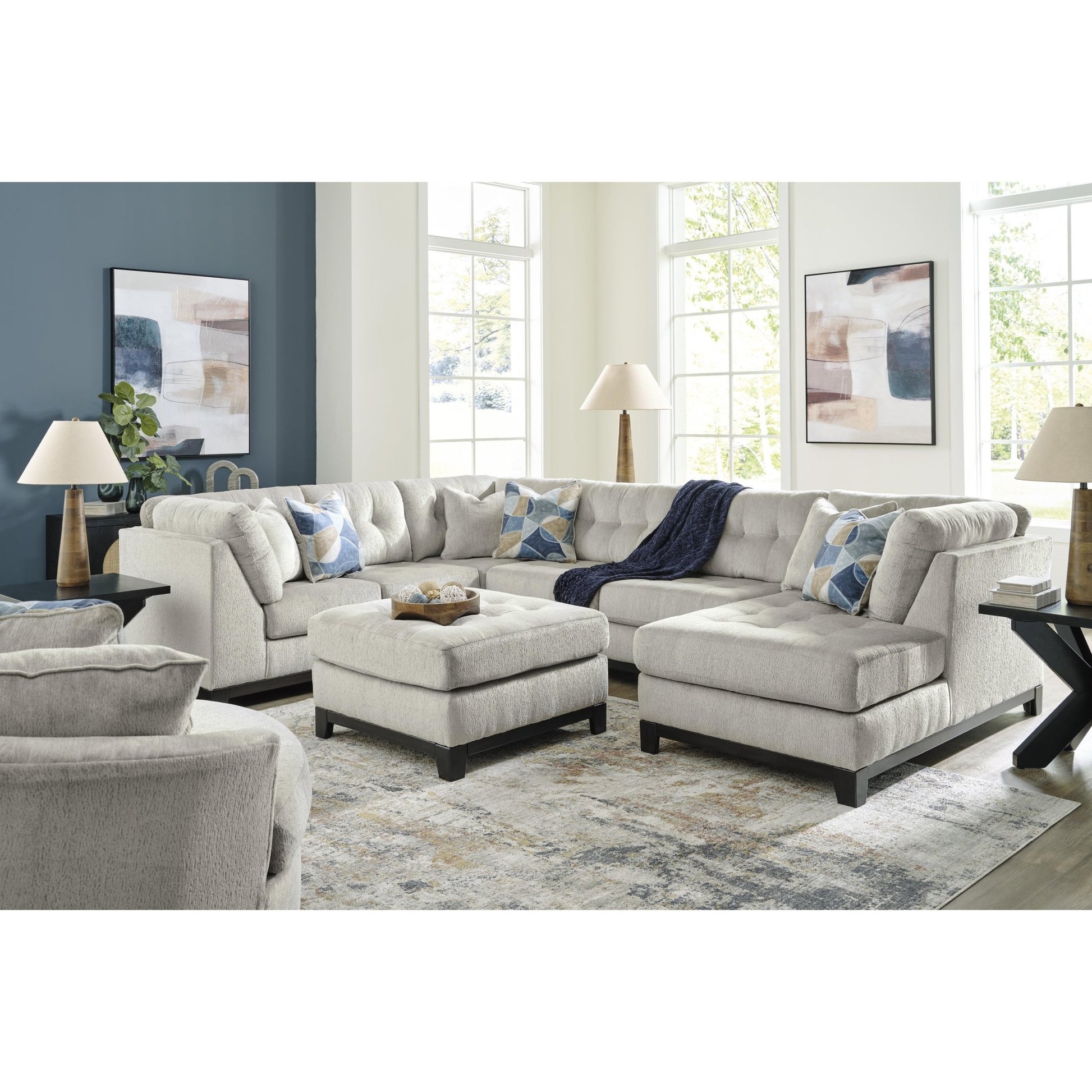 Benchcraft Maxon Place 33004S2 3 pc Sectional with Chaise - American Furniture of Slidell