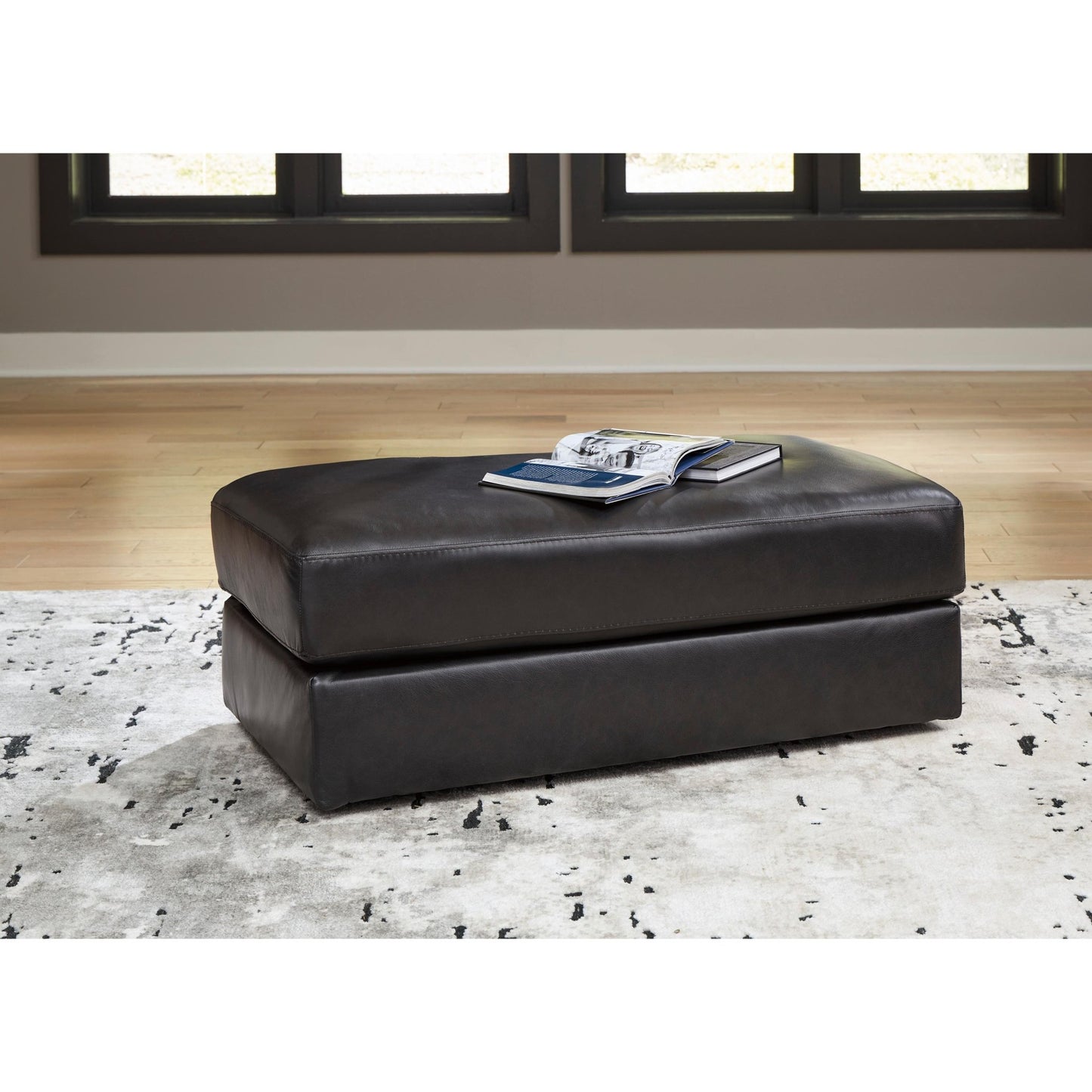 Signature Design by Ashley Amiata 5740514 Ottoman - American Furniture of Slidell