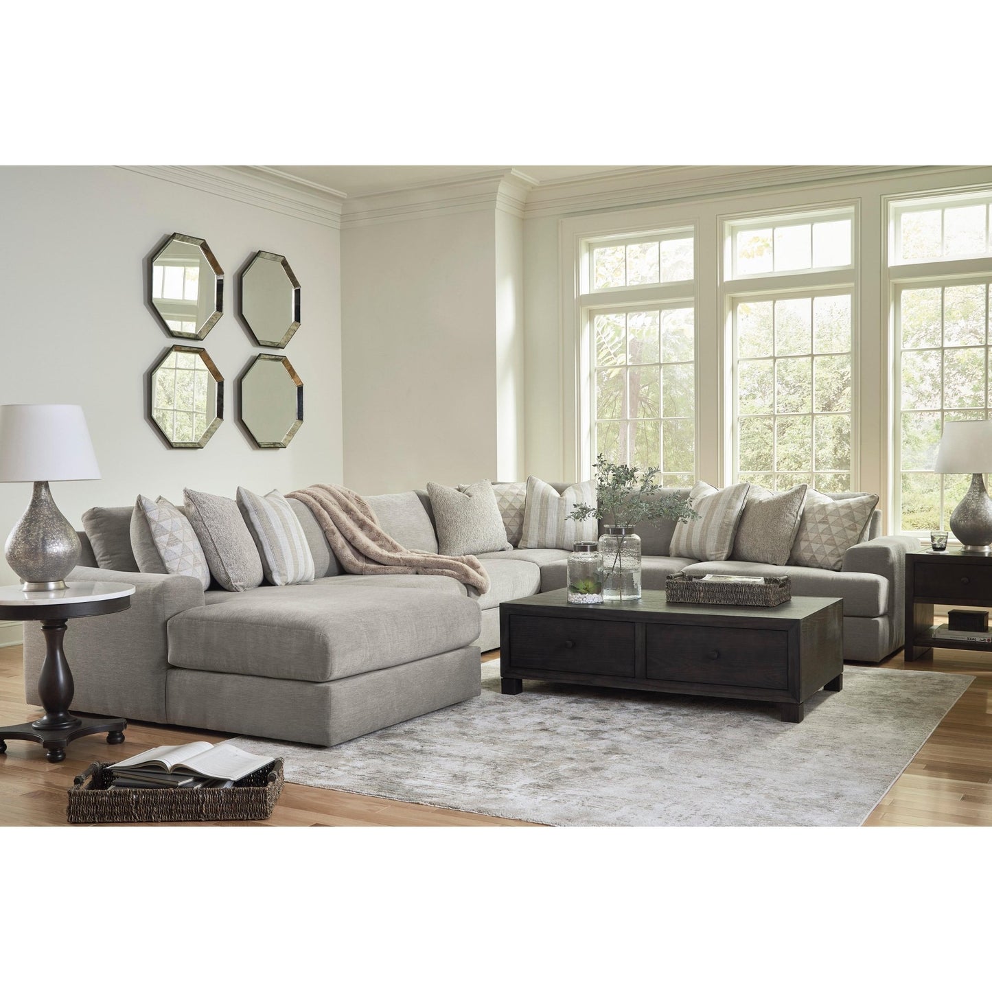 Signature Design by Ashley Avaliyah 58103S13 6 pc Sectional - American Furniture of Slidell