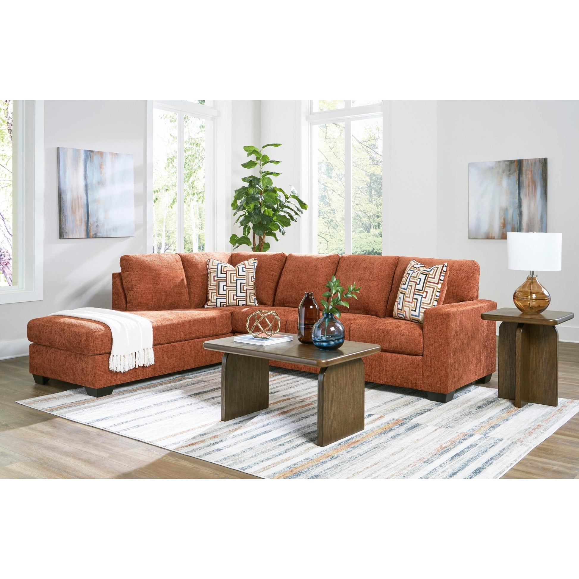 Signature Design by Ashley Aviemore 24304S1 2 pc Sectional with Chaise - American Furniture of Slidell