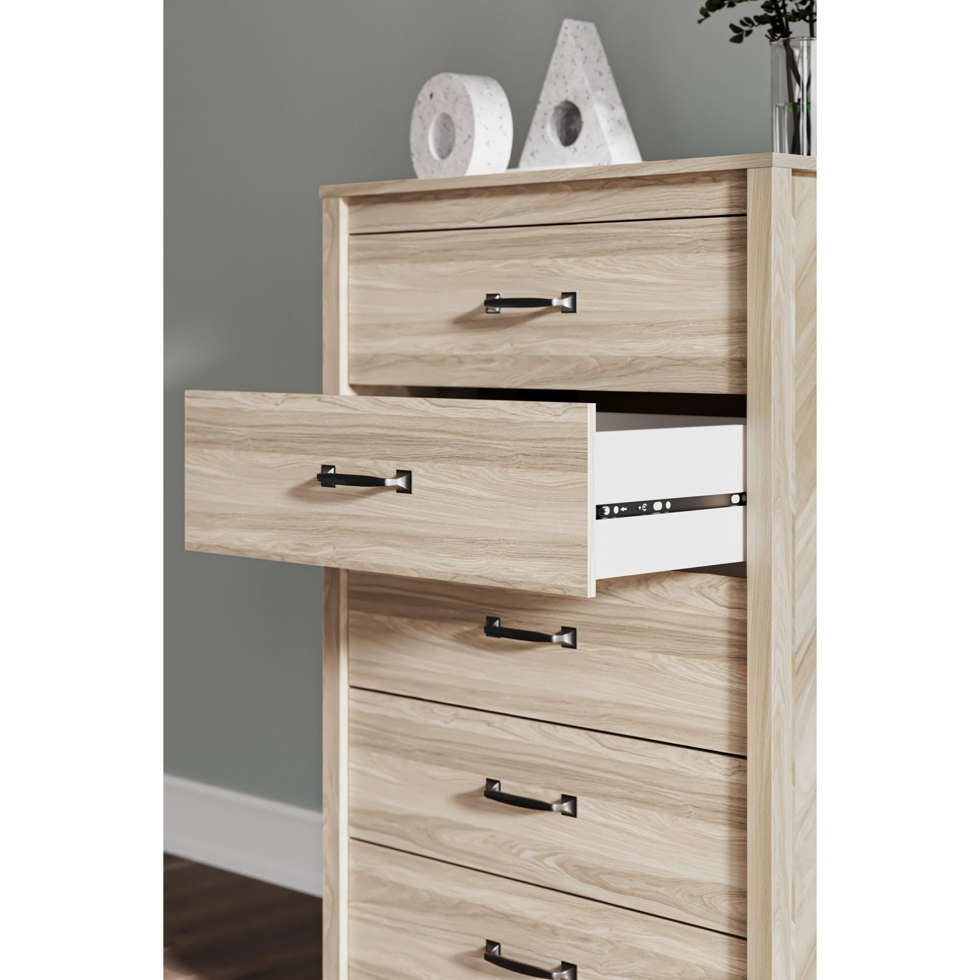Signature Design by Ashley Battelle EB3929 - 245 Five Drawer Chest - American Furniture of Slidell