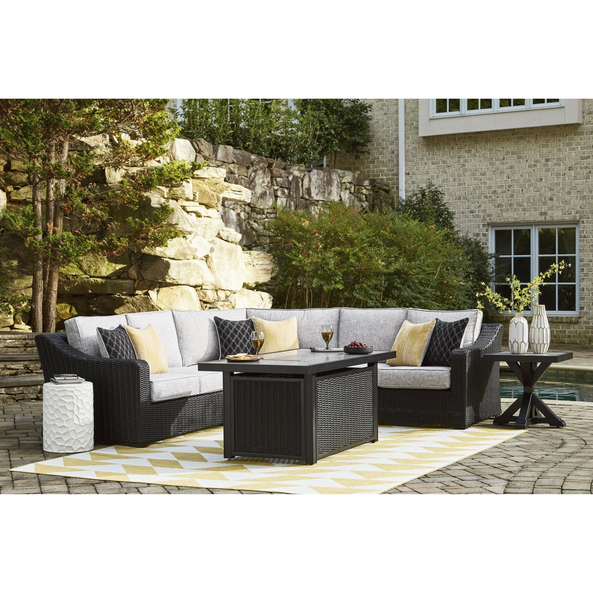 Signature Design by Ashley Beachcroft P792P1 3 pc Outdoor Sectional - American Furniture of Slidell