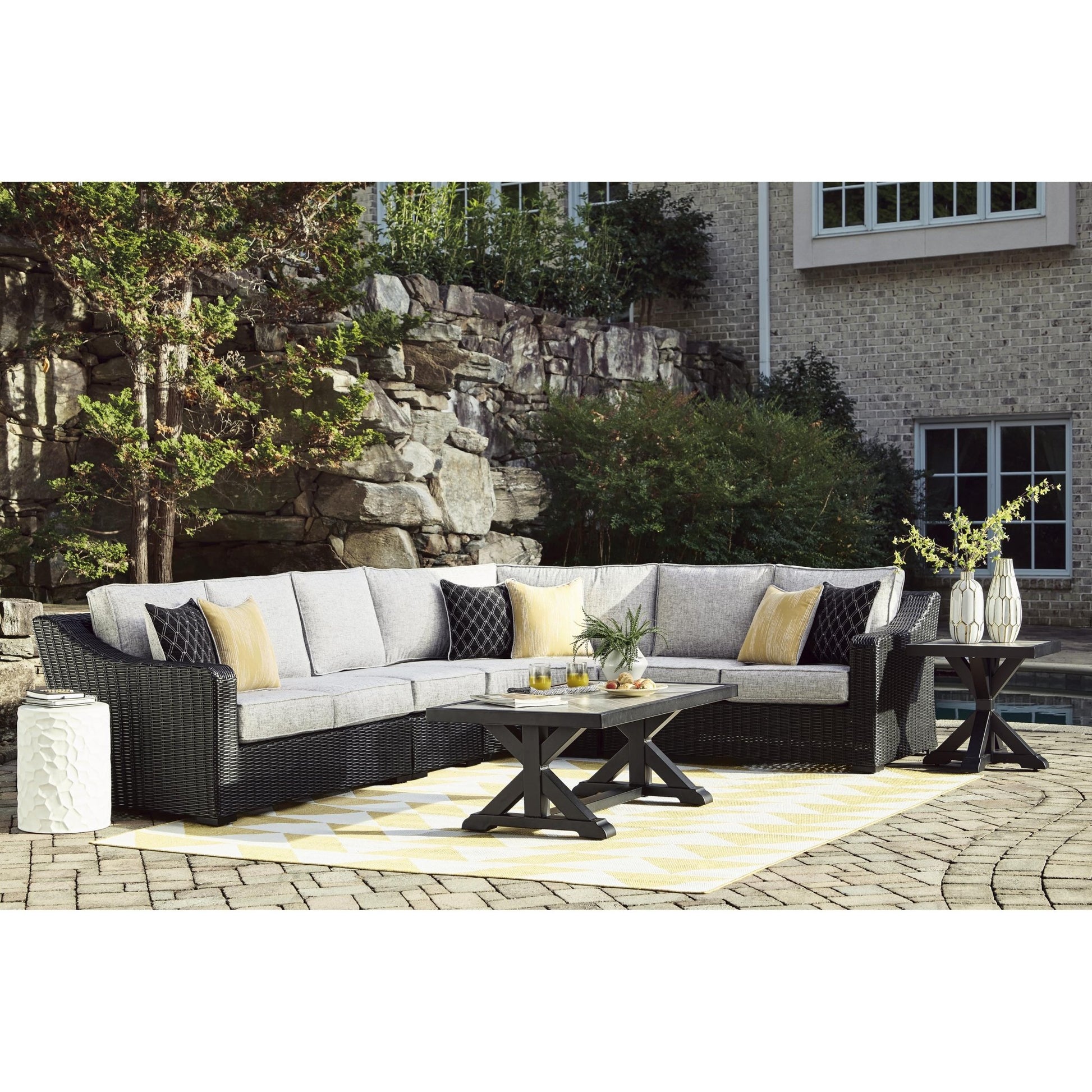 Signature Design by Ashley Beachcroft P792P2 4 pc Outdoor Sectional - American Furniture of Slidell