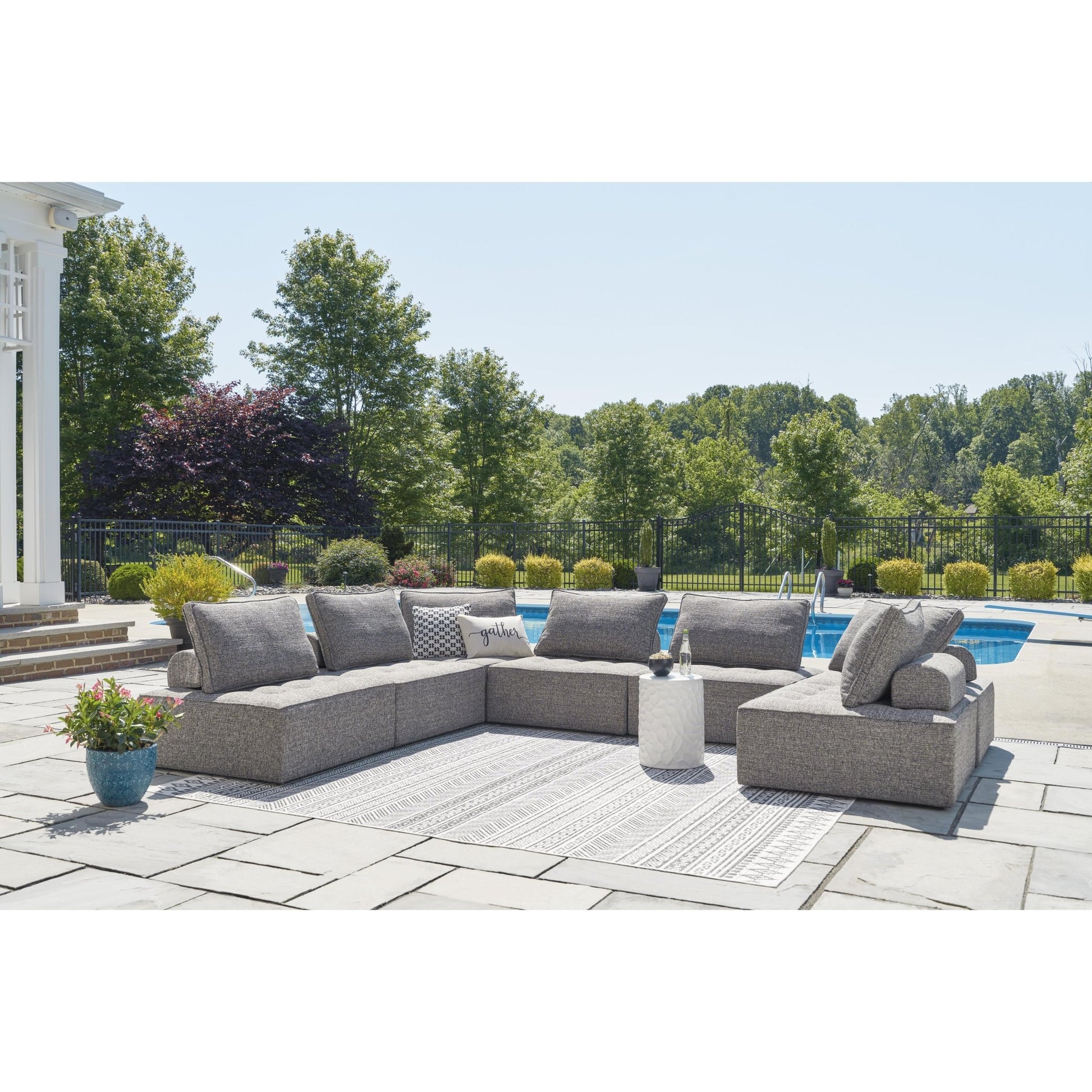 Signature Design by Ashley Bree Zee P160 - 821 Lounge Chair with Cushion - American Furniture of Slidell