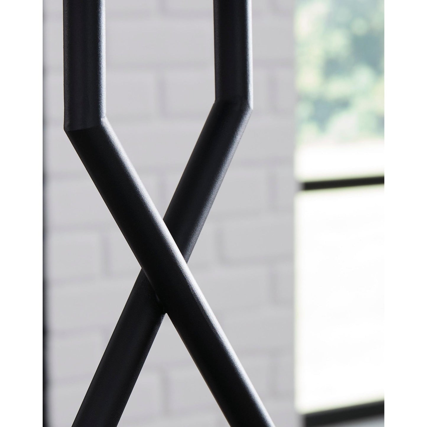 Signature Design by Ashley Brookthrone L204514 Metal Table Lamp - American Furniture of Slidell