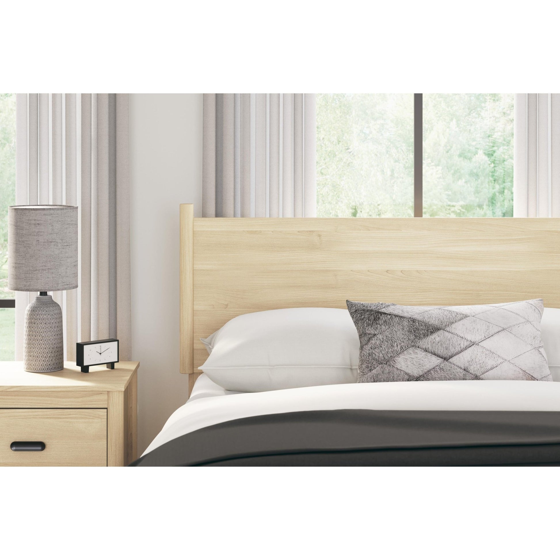 Signature Design by Ashley Cabinella EB2444B1 Full Platform Panel Bed - American Furniture of Slidell
