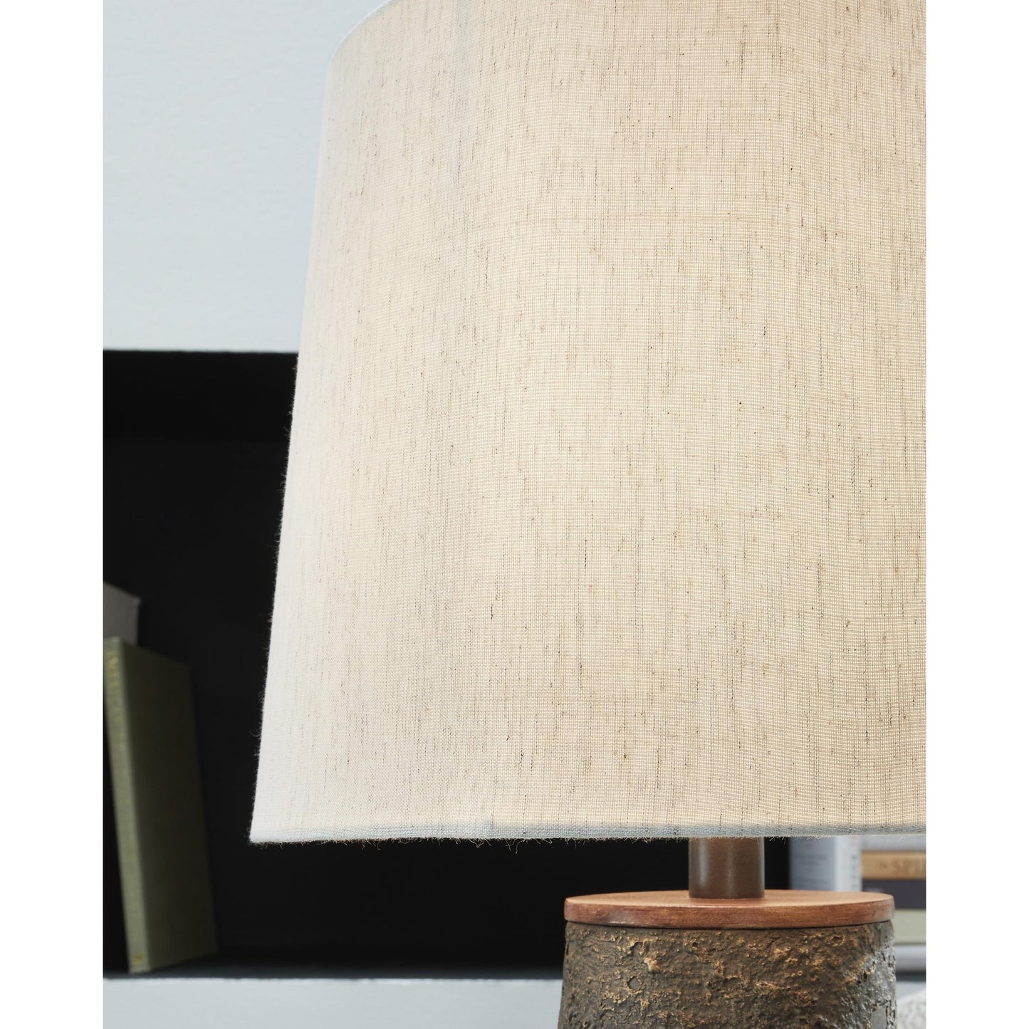 Signature Design by Ashley Chaston L204474 Metal Table Lamp - American Furniture of Slidell