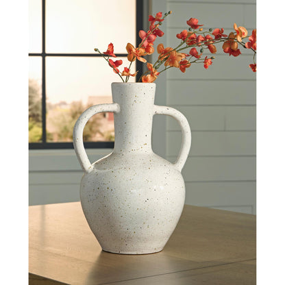 Signature Design by Ashley Dallinworth A2000832 Vase - American Furniture of Slidell
